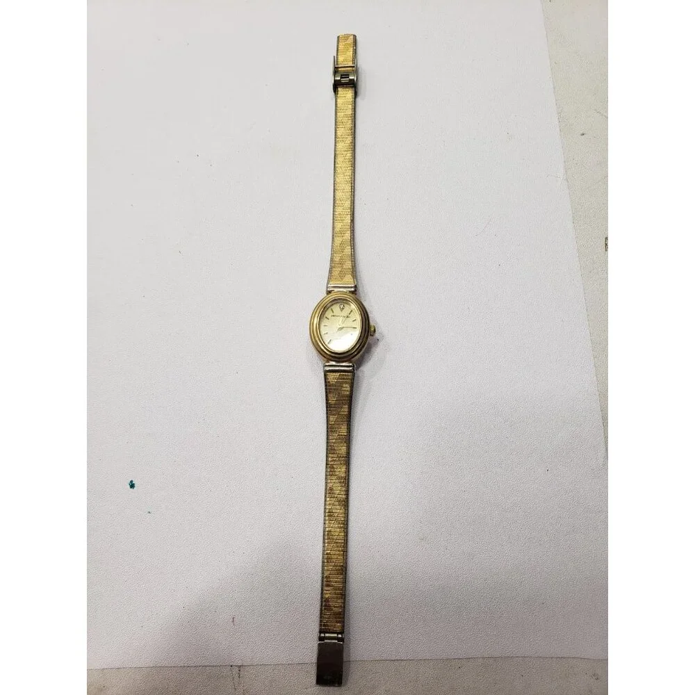 Pierre Cardin LPC375 Ladies Gold Tone Wristwatch Miyota Quarts Gold Texture Band